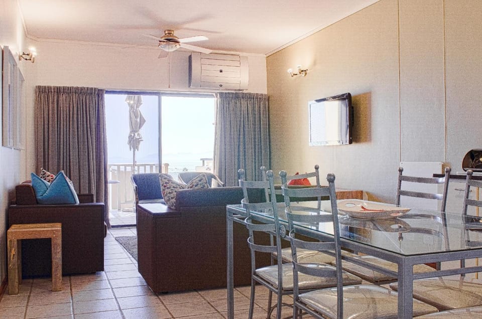 Strand Pavilion Hotel in Cape Town