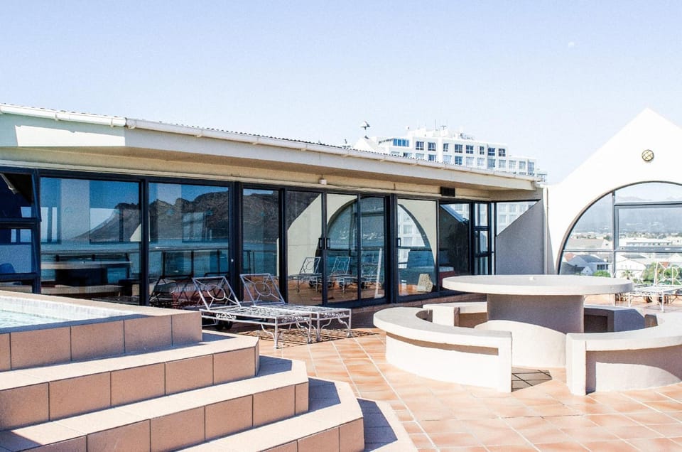 Strand Pavilion Hotel in Cape Town