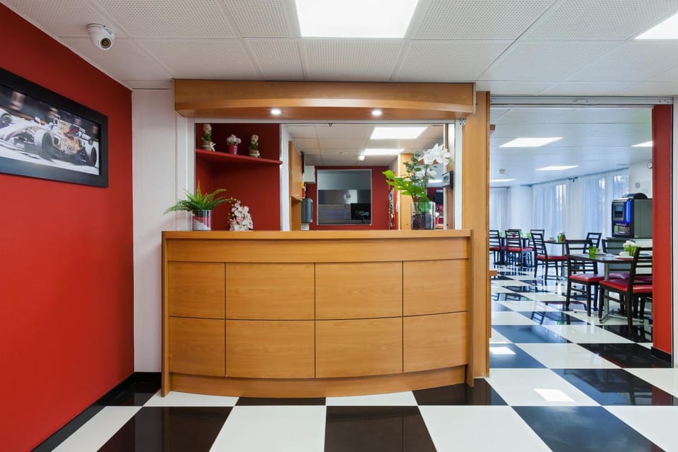 Enzo Hotels Chalons en Champagne Hotel in Grand Est