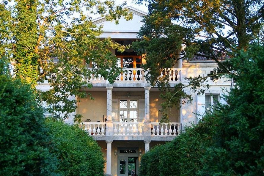 Le Manoir Saint Jean Hotel in Occitanie