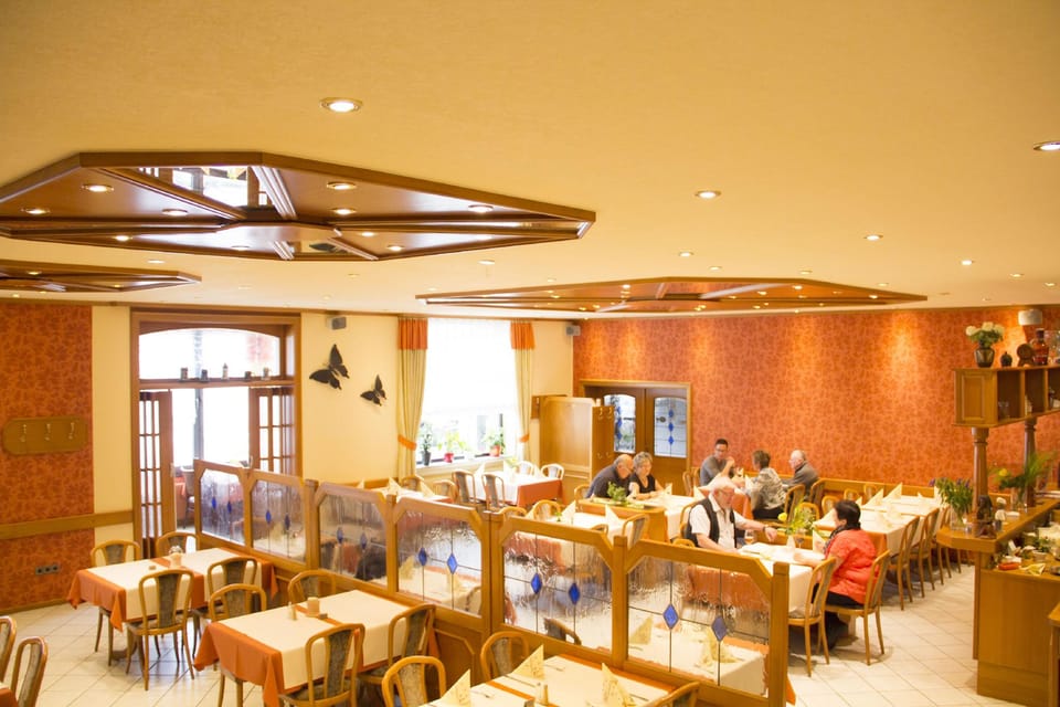Hotel Restaurant Zur Neroburg Hotel in Vulkaneifel