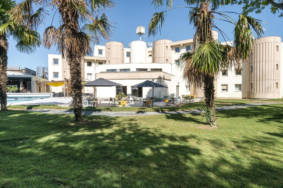 Brit Hotel Angers Parc Expo - L'Acropole Hotel in Pays de la Loire