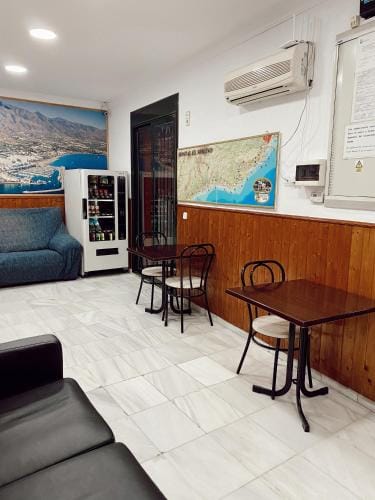 HOSTAL EL MOLINO Hotel in San Pedro de Alcántara