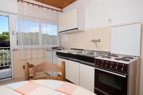 Rooms with a parking space Lumbarda, Korcula - 9299 Hotel in Dubrovnik-Neretva County