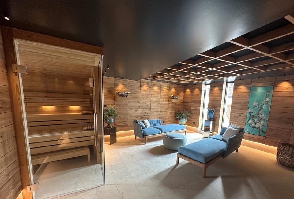 Auberge Saint Walfrid Hotel Restaurant & Spa Hotel in Sarreguemines