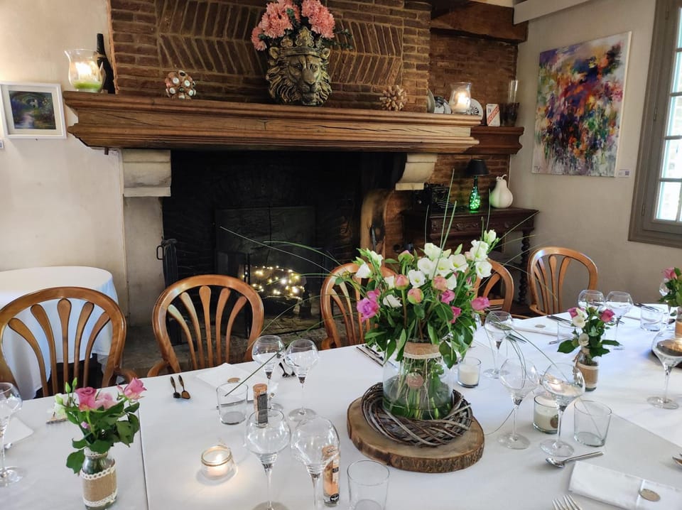Le Relais Des Dalles - Hotel & Restaurant Hotel in Normandy