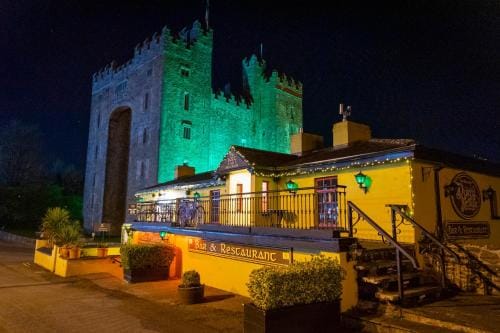 Bunratty Meadows Bed & Breakfast Hotel in County Limerick