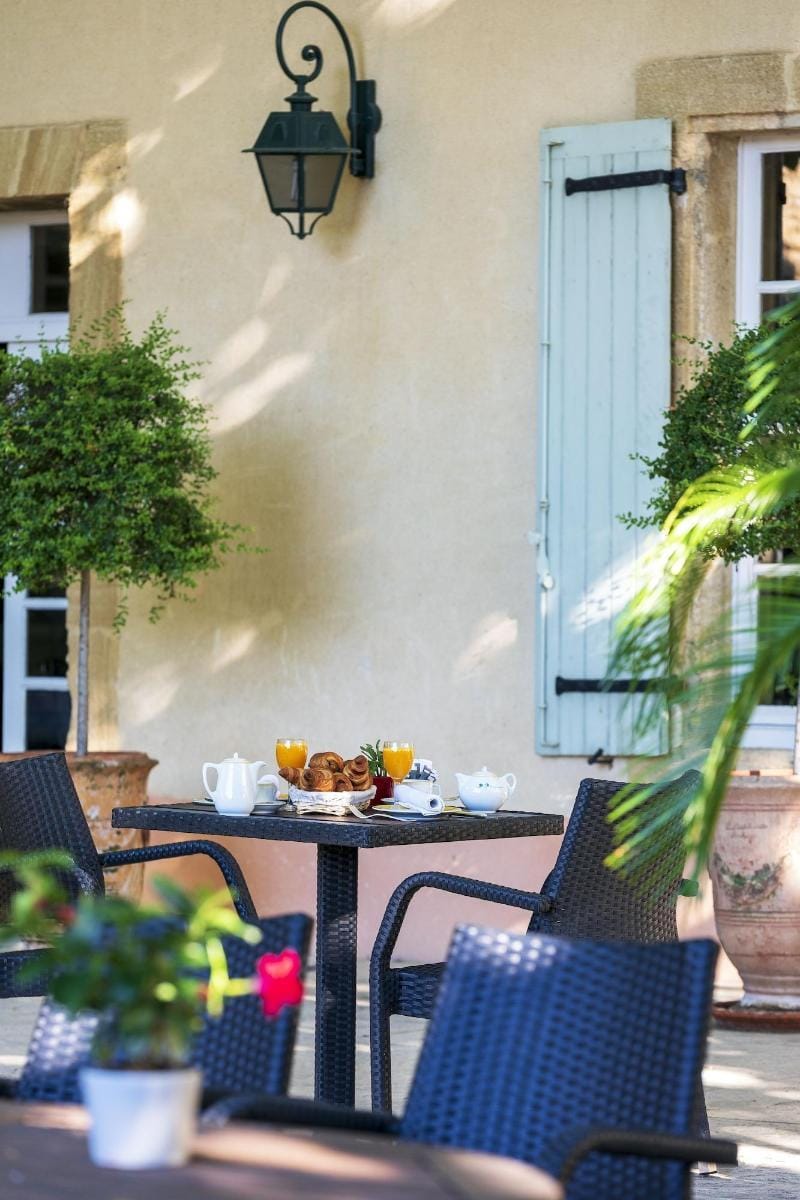 Le Pre du Moulin - Maison Alonso - Hotel & Restaurant Hotel in Provence-Alpes-Côte d'Azur