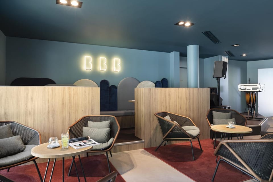 Black Bass Hotel Hotel in Sévrier