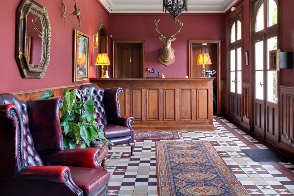 Le Pavillon De Gouffern Hotel in Normandy