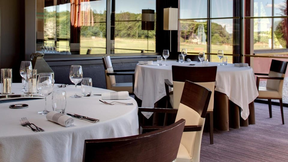 Le Pavillon De Gouffern Hotel in Normandy