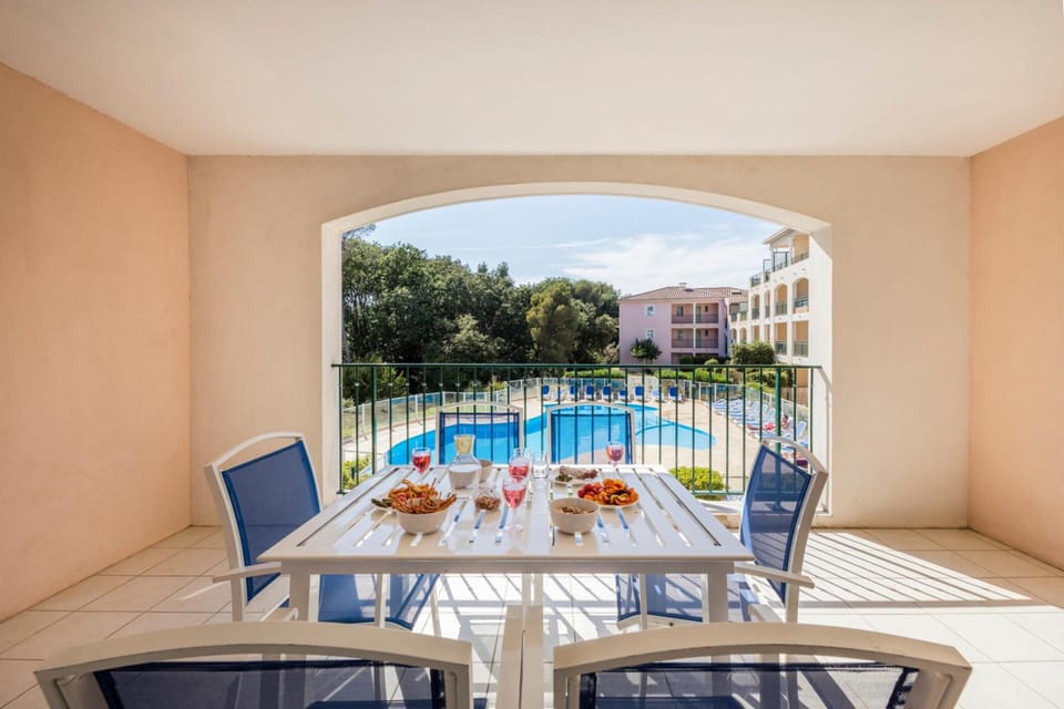 Garden & City Six-Fours-les-Plages Hotel in Six-Fours-les-Plages