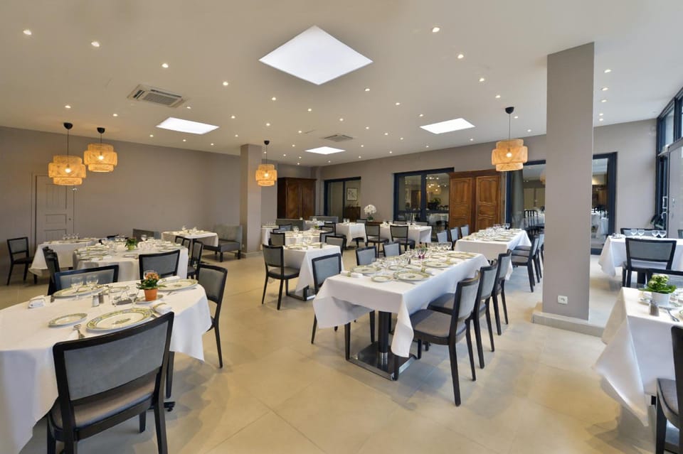 Hotel Soleil et jardin Hotel in Auvergne-Rhône-Alpes
