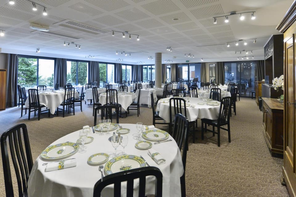 Hotel Soleil et jardin Hotel in Auvergne-Rhône-Alpes