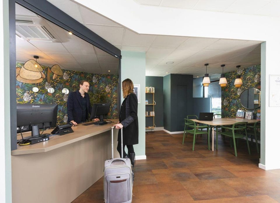 Teneo Apparthotel Talence - Centre Apartment hotel in Bordeaux