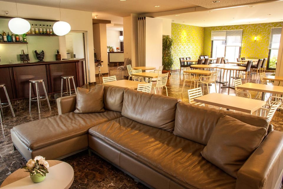 Hotel Les Amandiers Hotel in Provence-Alpes-Côte d'Azur