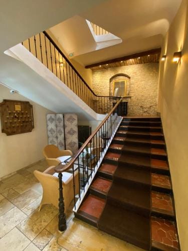 Chateaux Demeures Vallee de L'Arc Hotel in French Riviera