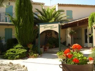 Hotel Le Pradet Hotel in Provence-Alpes-Côte d'Azur