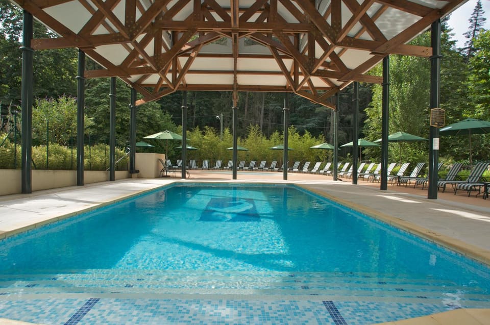 Grand Hotel Des Bains & Villas des Bains Hotel in Provence-Alpes-Côte d'Azur