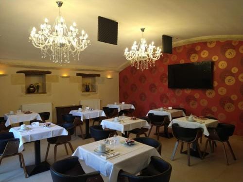 Hotel La Croix De Vernuche Hotel in Bourgogne-Franche-Comté