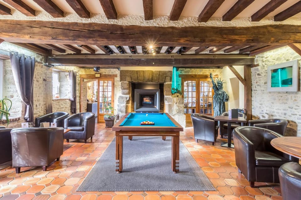 Logis Hotel Oasis Hotel in Normandy