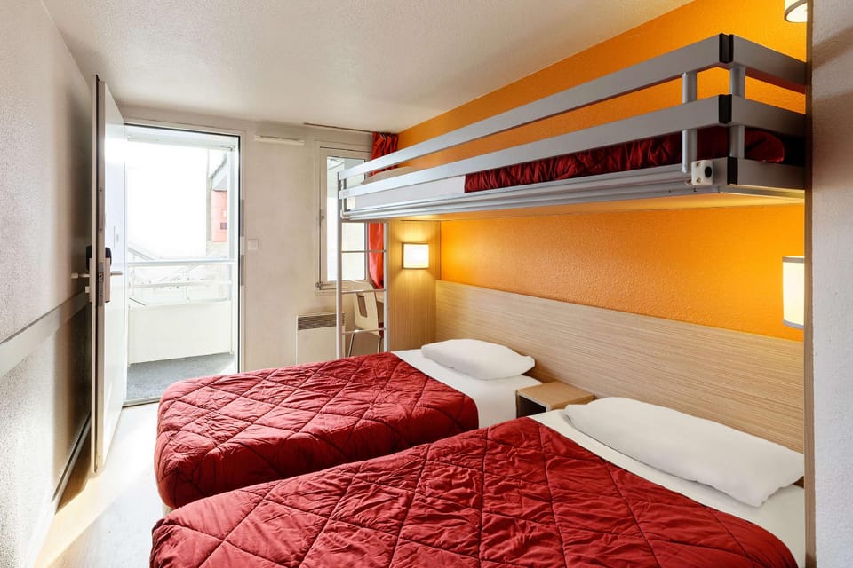 Guestroom