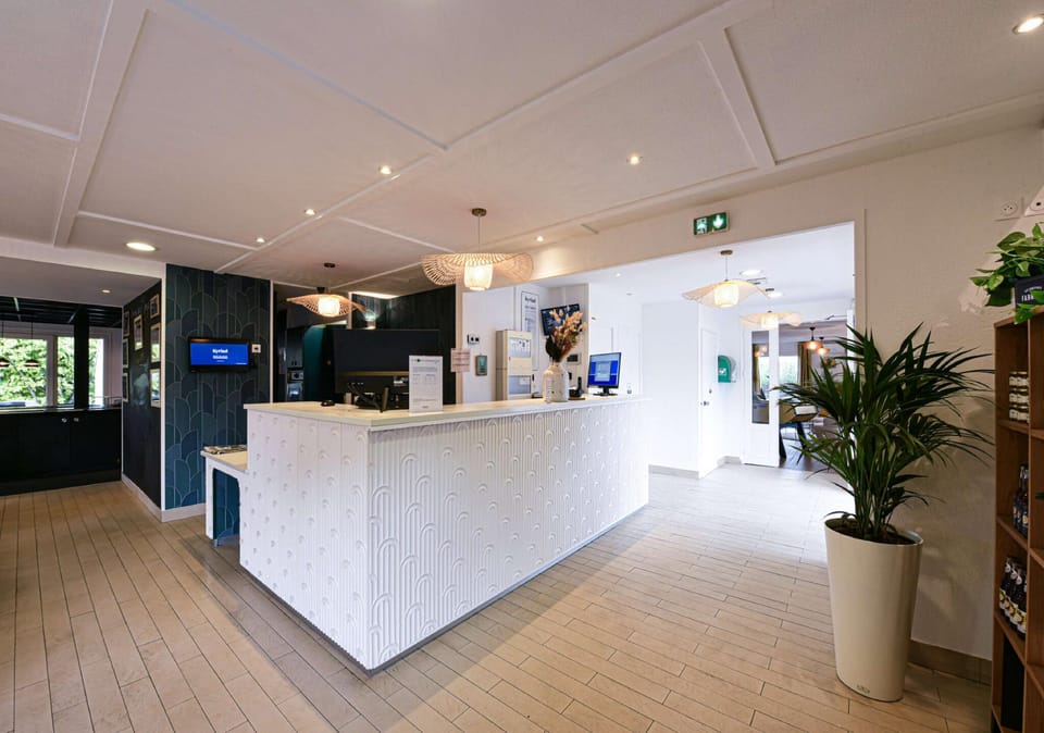 KYRIAD VILLENEUVE SAINT GEORGES Hotel in Île-de-France
