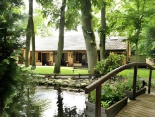 Logis Hotel Restaurant Le Quai Fleuri Hotel in Île-de-France