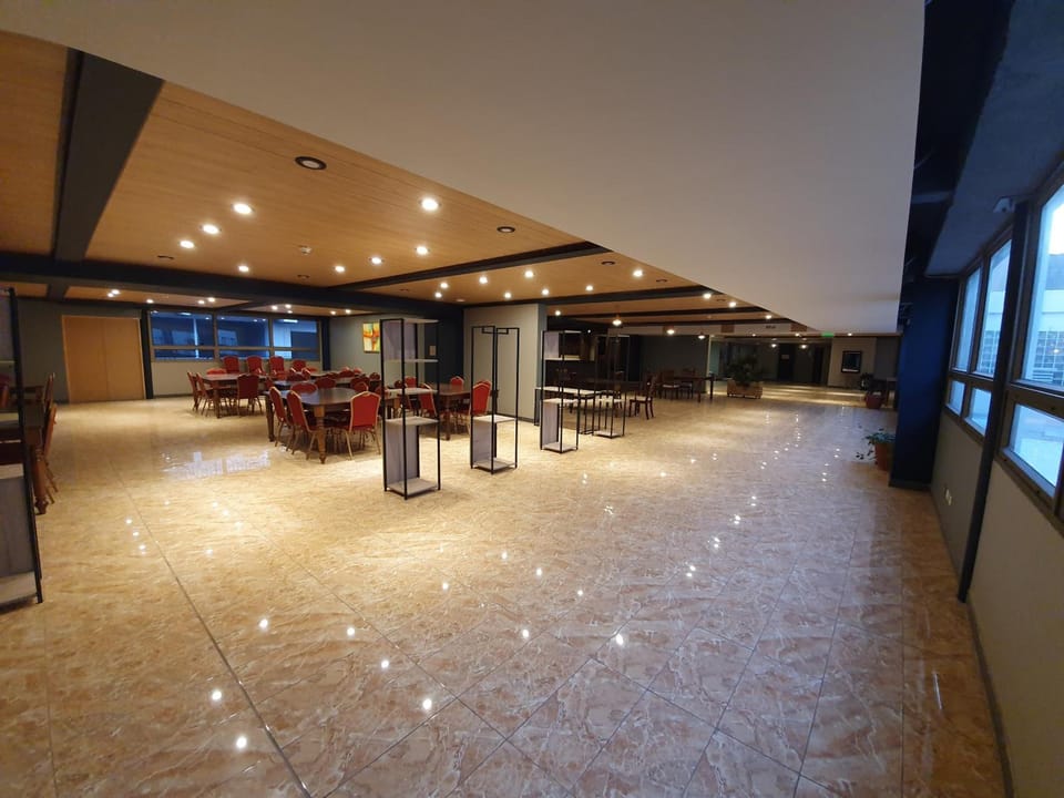 Bar/lounge