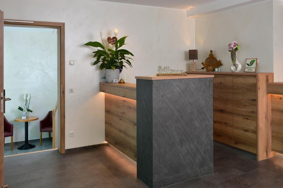 Land-gut-Hotel zur Post Hotel in Altenahr