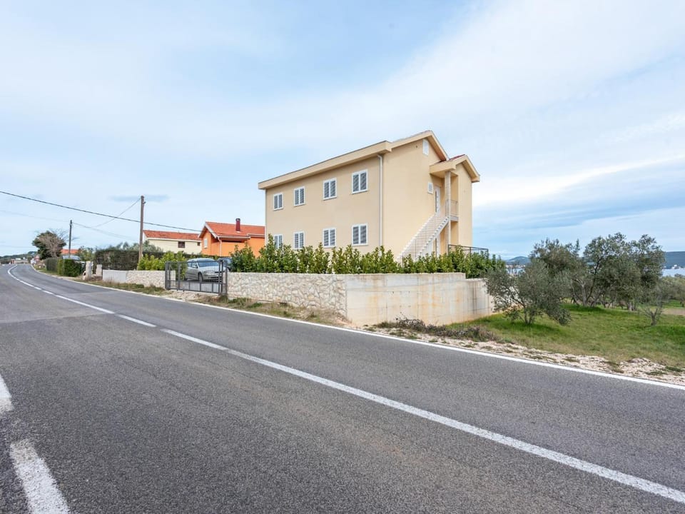 Simplistic Apartment in Neviđane near Sea beach Hotel in Šibenik-Knin County, Croatia