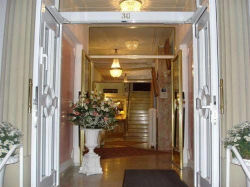 Rhein-Hotel Hotel in Andernach