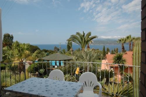 Residence Cala dei Peducelli Hotel in Tuscany
