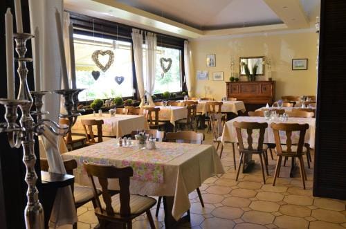Hotel Waldschloss Hotel in Rhineland-Palatinate