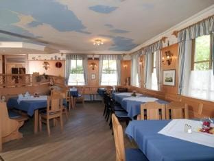 Hotel zum Maximilian Hotel in Bavaria