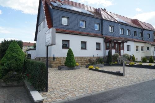 Pension Nr. 13 - B&B Hotel in Pirna