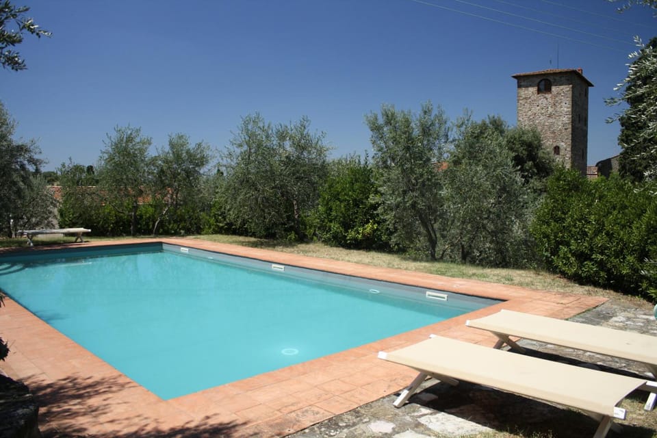 Castello di Mugnana Hotel in Tuscany