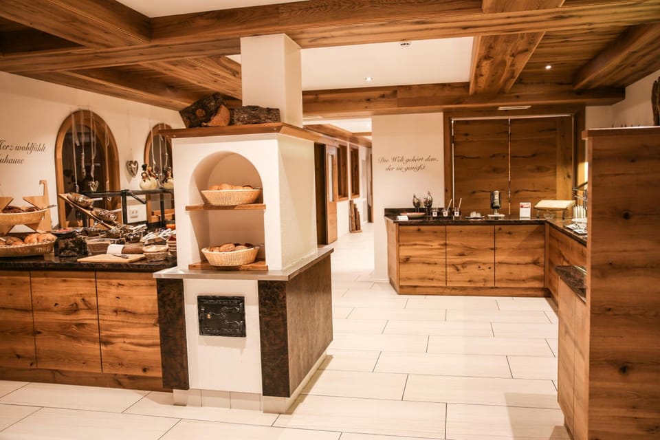 Hotel Friedenseiche Hotel in Tyrol