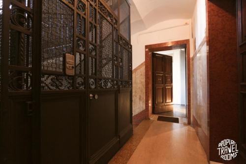 People Travel Rooms Hotel in Bologna