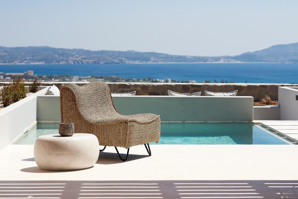 Cave Suites Milos Hotel in Milos