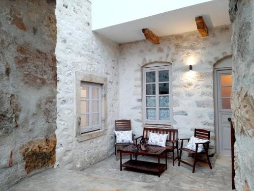 En Patmo Holiday Home Hotel in Decentralized Administration of the Aegean