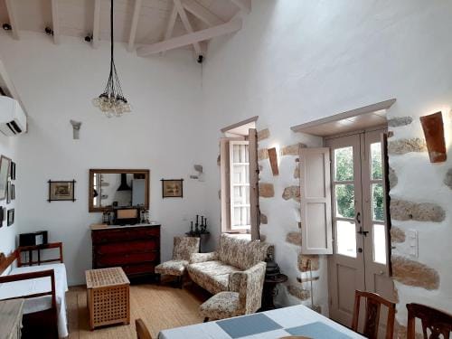 En Patmo Holiday Home Hotel in Decentralized Administration of the Aegean