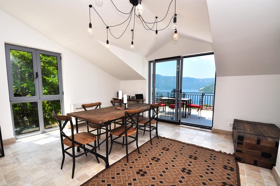 Castello Risano Hotel in Kotor Municipality