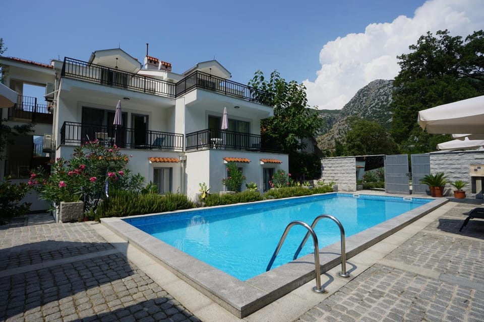 Castello Risano Hotel in Kotor Municipality