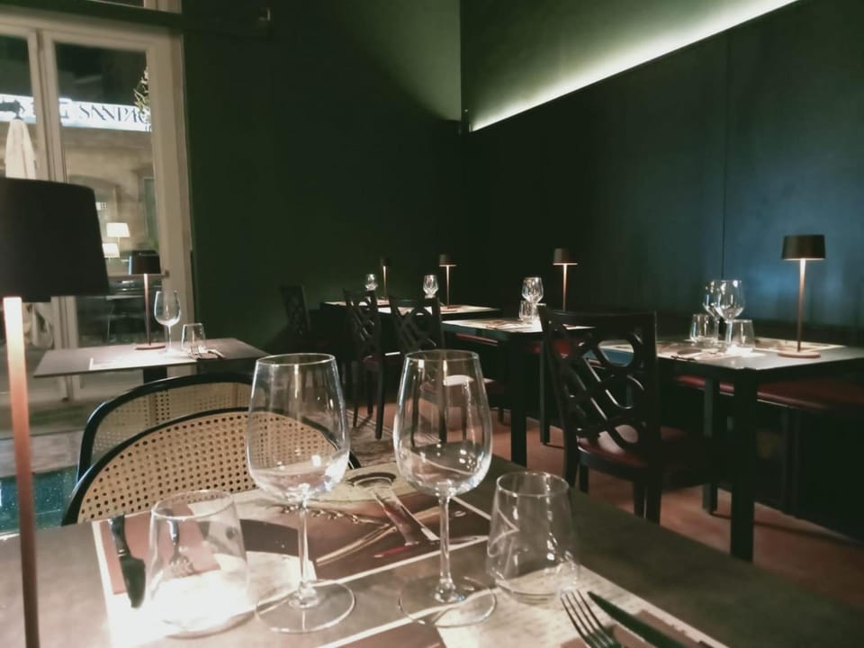 Bar/lounge