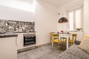 Tram apartment for 4 guests Hotel in Trieste