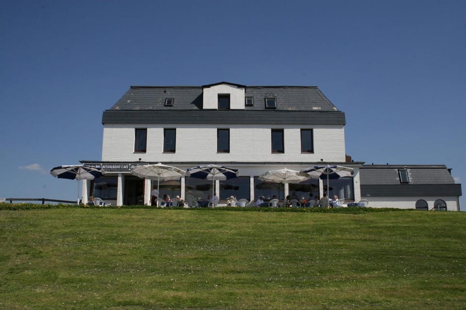 Strandhotel Dagebull direkt an der Nordsee mit Restaurant Hotel in Dagebüll