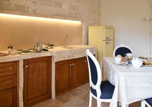 Trulli e Puglia Luxury Suite Hotel in Province of Taranto