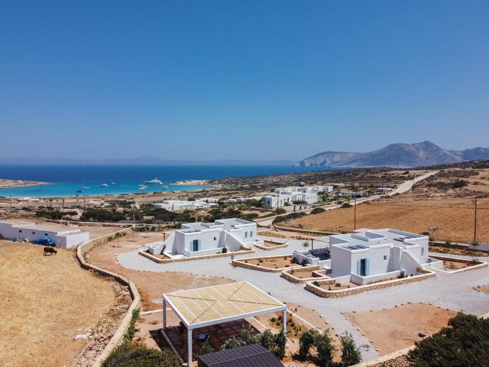 Blue Harpist Villas Hotel in Decentralized Administration of the Aegean