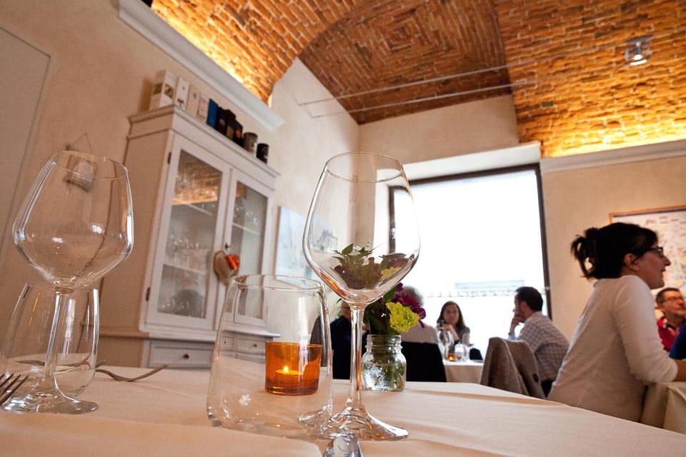Osteria Senza Fretta Rooms for Rent Inn in Cuneo